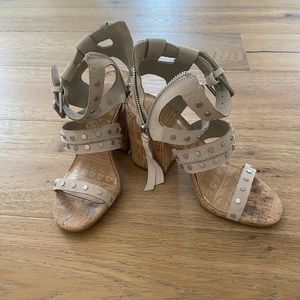 Dolce Vita Effie Sandal